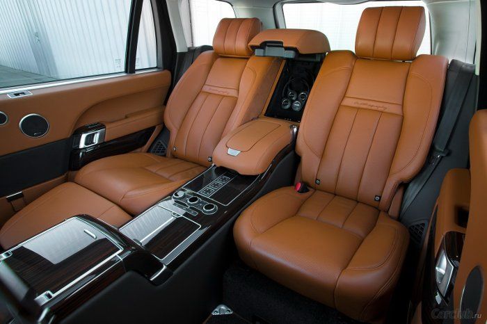 Range Rover LWB 4 IV seats Exclusive Class 1