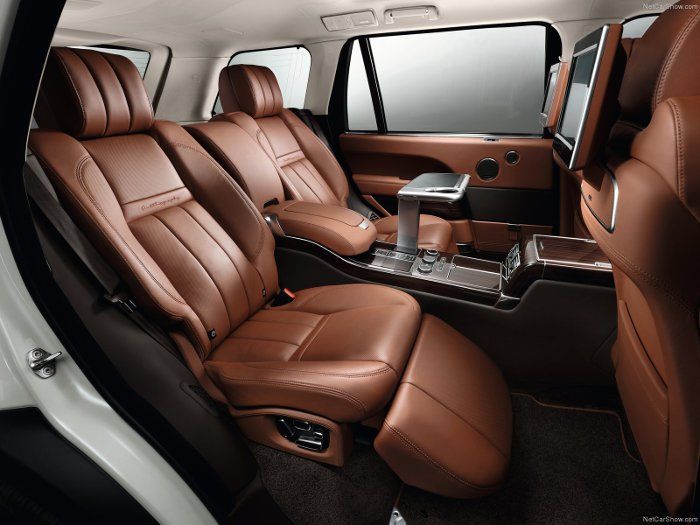 Range Rover LWB 4 IV seats Exclusive Class 4